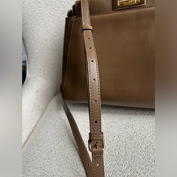 Fendi Peekaboo crossbody secondhand - Picture 15 of 16